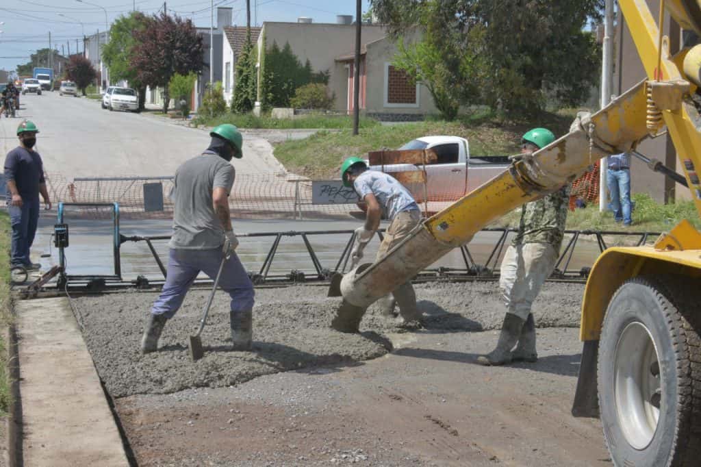 Comenzaron las obras de pavimentación en Casacuberta