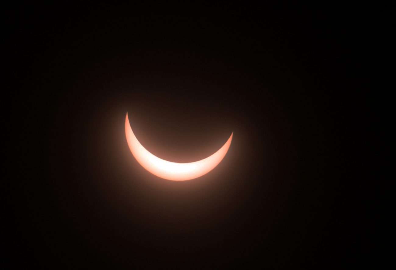 El eclipse solar se observó de manera parcial en la ciudad 