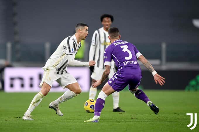 Fiorentina dio el golpe ante una floja Juventus