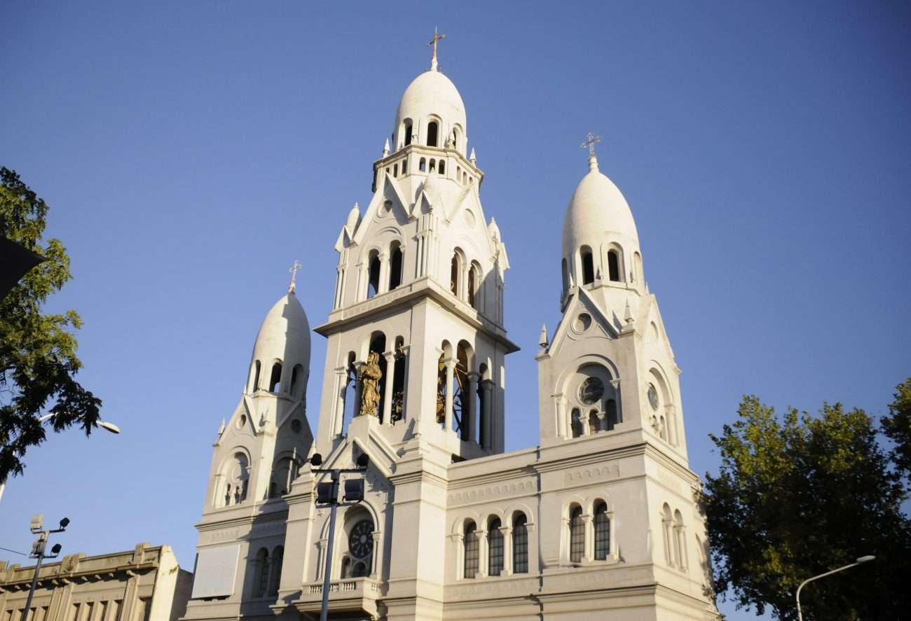 Celebran 145 años del templo de la parroquia Santísimo Sacramento