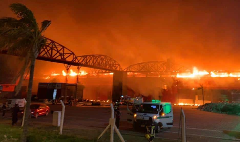 “Llevará bastante tiempo volver a construir toda el área afectada por el incendio”, dijo el director del Autódromo de Las Termas