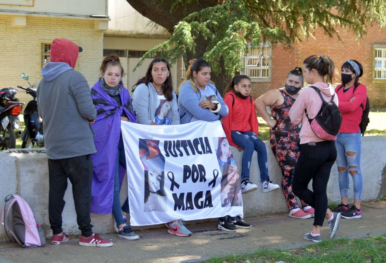 Familiares de Magalí Gómez se reunieron con el fiscal y sostienen que la escena del accidente fue modificada