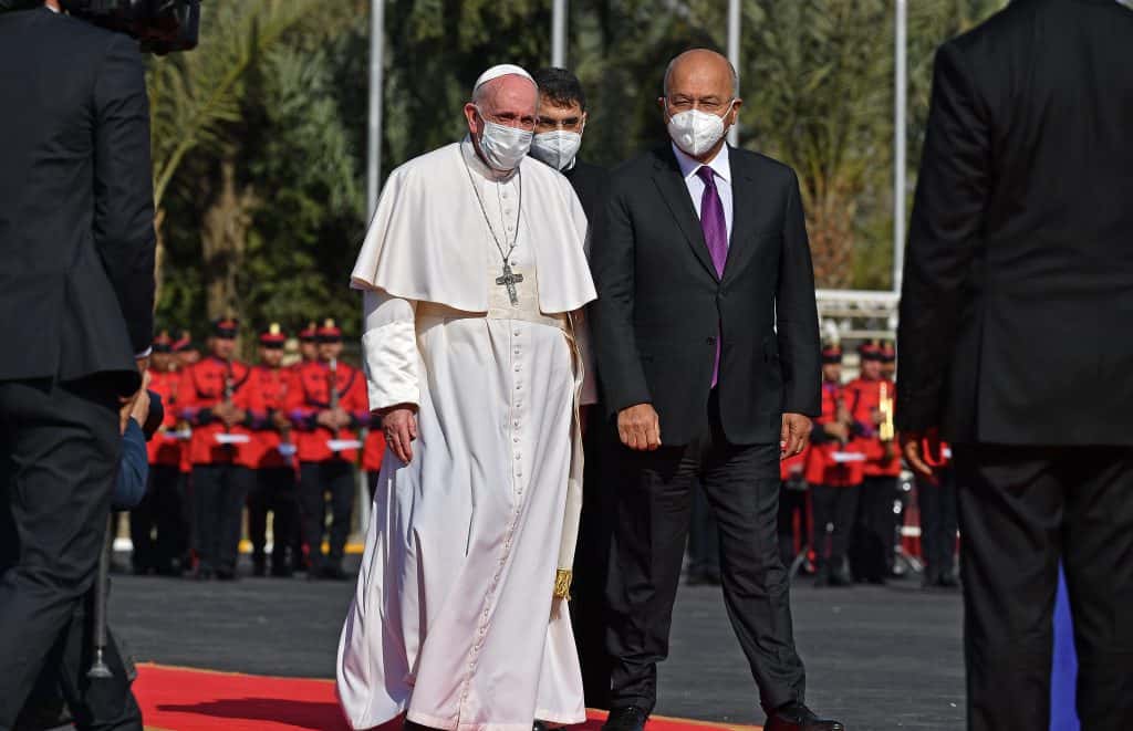 En histórica visita a Irak, Francisco pide por los cristianos y condena la injerencia extranjera