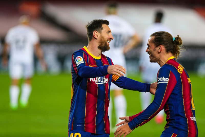 Messi marcó dos veces en la goleada de Barcelona