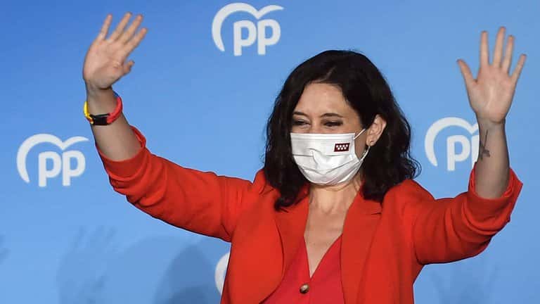 El triunfo del PP en Madrid revivió a la derecha de cara a los próximos comicios