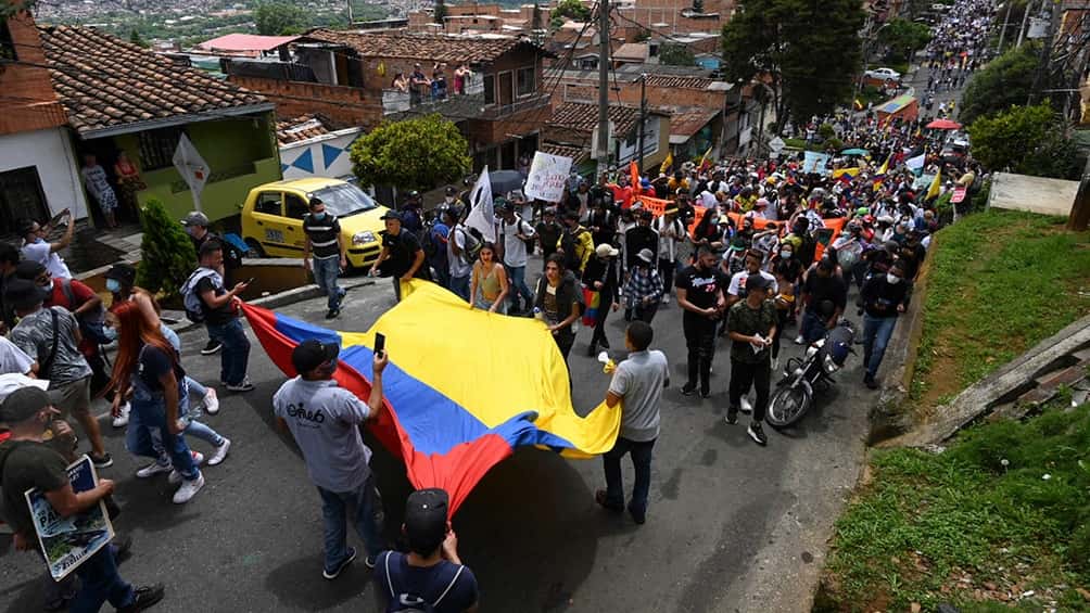 Con el diálogo fracasado, hubo grandes marchas en Colombia