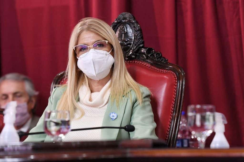 Verónica Magario: “En un mundo en crisis por la pandemia y la dificultades para conseguir vacunas, ahora la Provincia podrá salir a adquirir dosis”