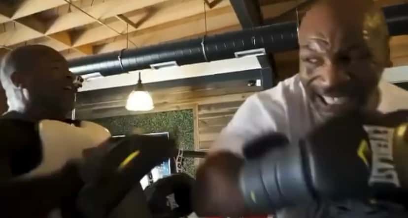 Así se entrena Tyson pensando en volver a subirse al ring