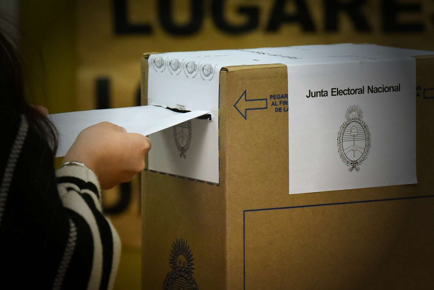 Elecciones: el Gobierno formalizó convocatoria, creó Comando Electoral y adjudicó logística a Correo