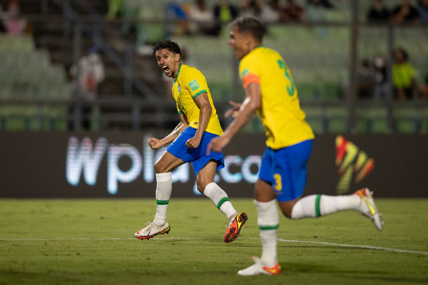 Marquinhos y Thiago Silva, dos de los defensores del seleccionado brasileño.