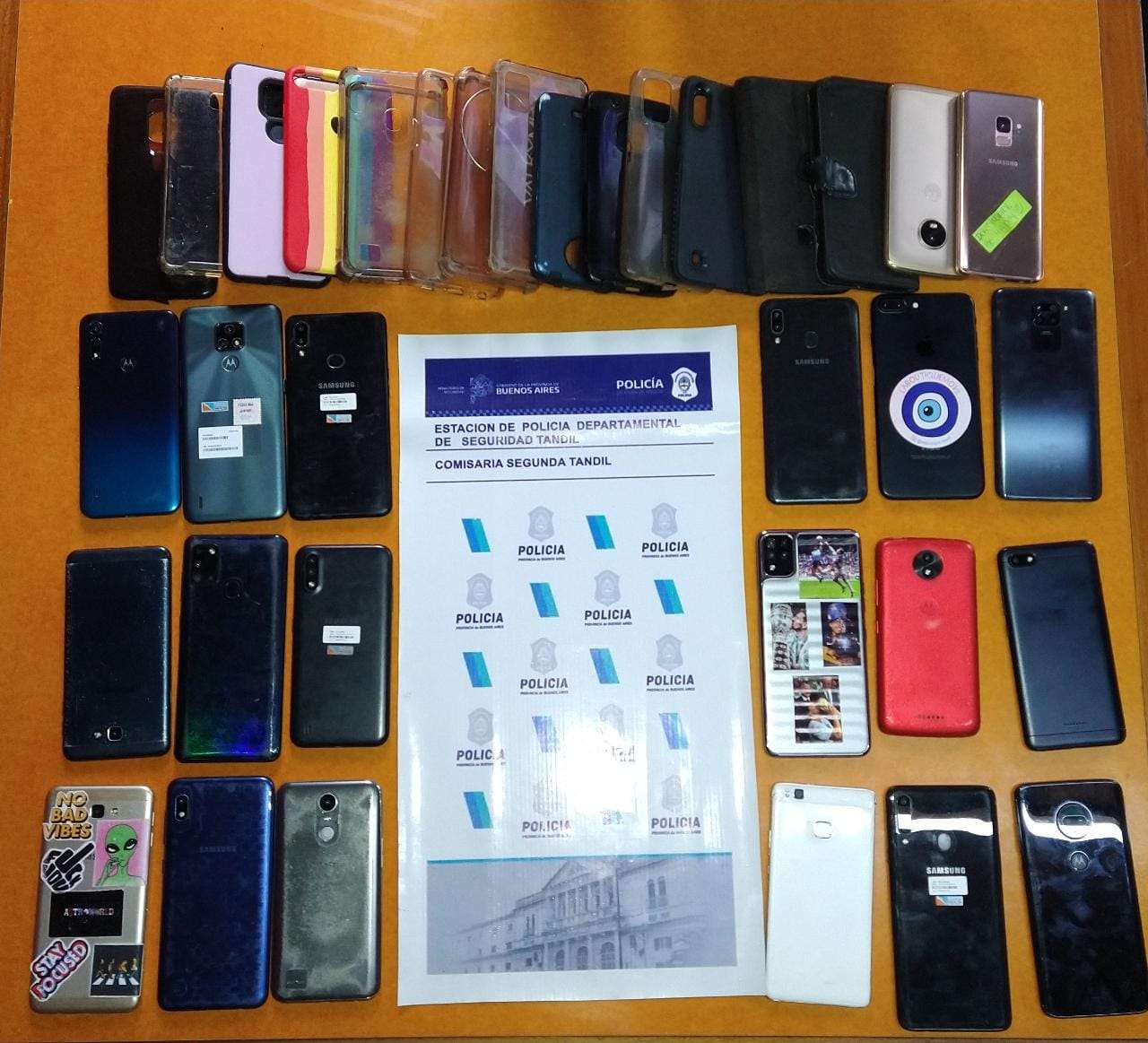 Recuperaron 22 celulares que fueron robados durante un recital de Los Guasones