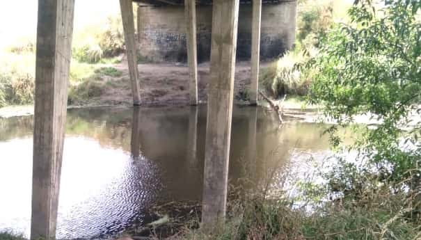 Encontraron sin vida a un hombre en el arroyo Puente Caído