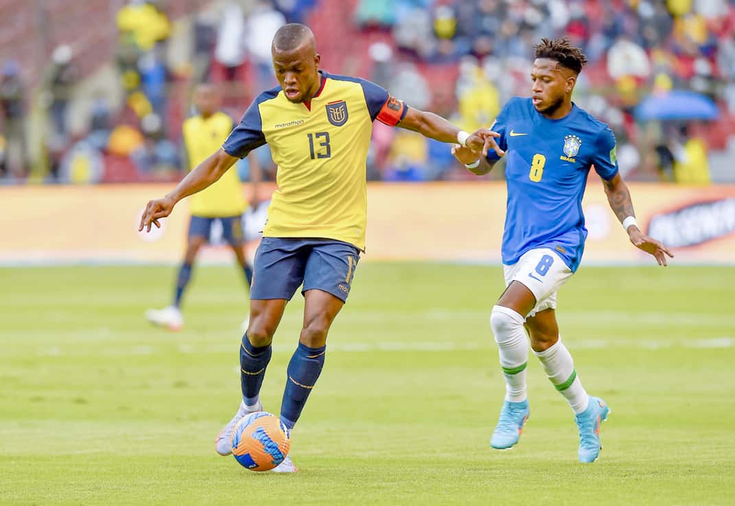 Ecuador-Brasil empate con polémicas