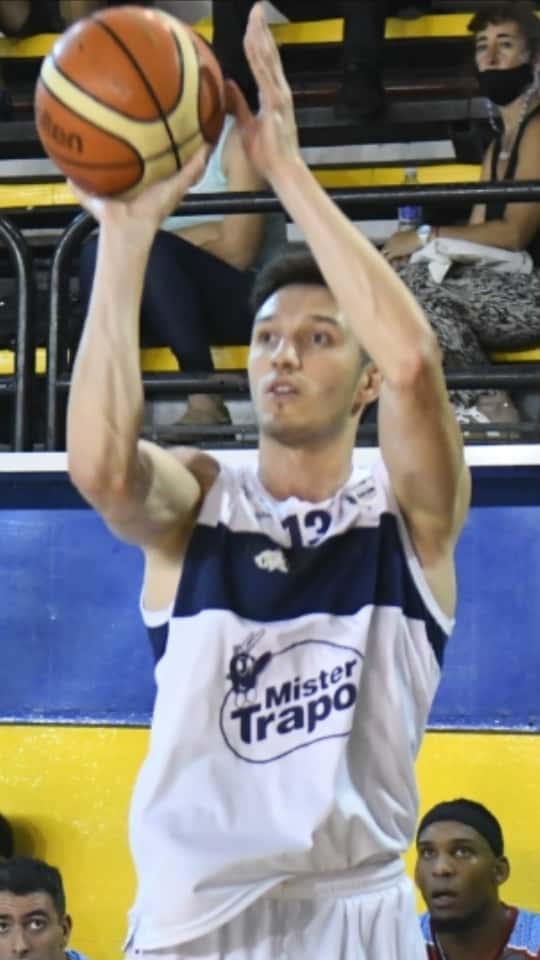 Joaquín Acuña (Gimnasia y Esgrima La Plata). (Foto web Liga Nacional).
