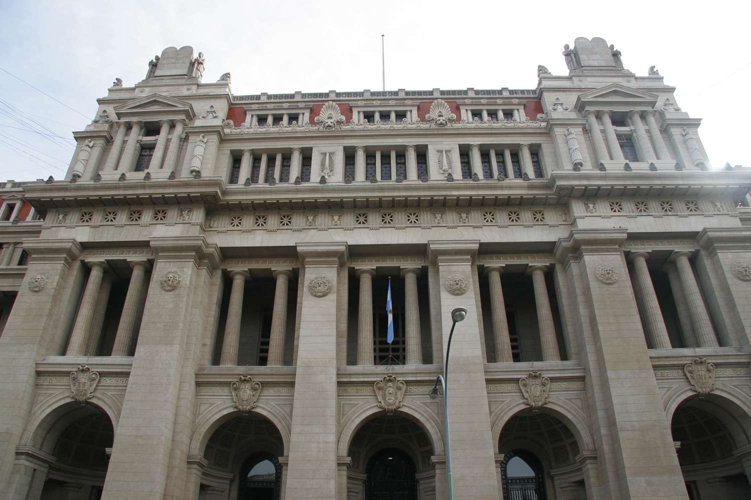 La convocatoria es para mañana en Plaza Lavalle, frente al Palacio de Justicia.