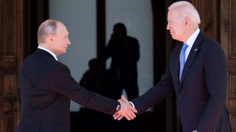 Las conversaciones entre Rusia y Estados Unidos comienzan este lunes.