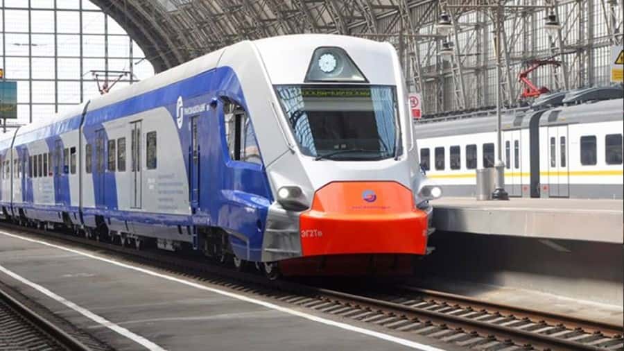 Con los trenes rusos y la electrificación, la frecuencia de los servicios en el ferrocarril San Martín pasará de 15 a 8 minutos.