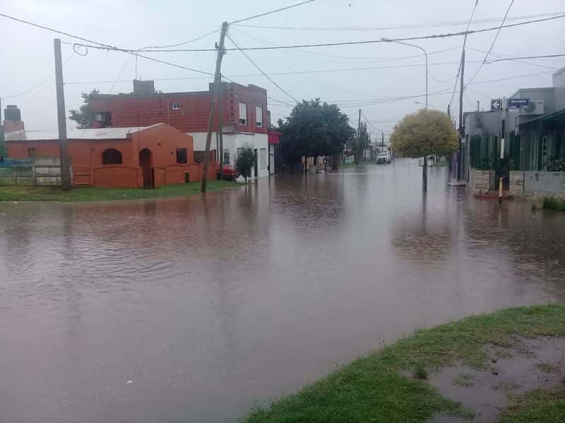 Las incesantes lluvias causaron problemas en diferentes sectores de la ciudad