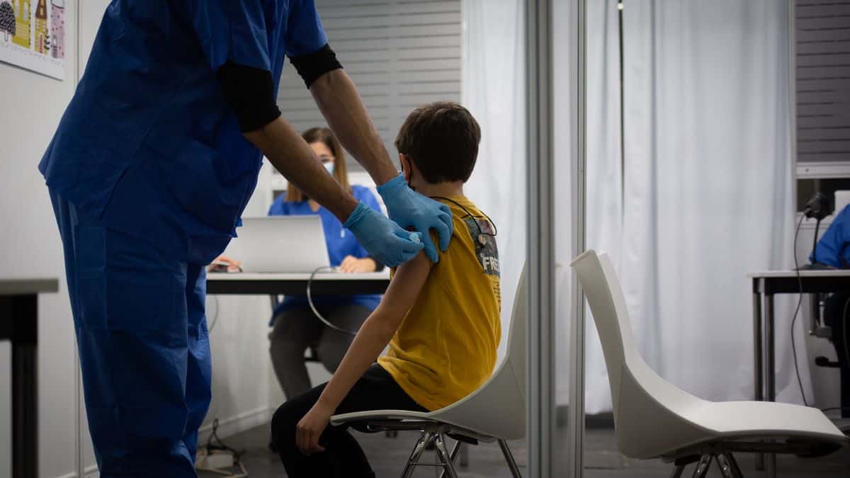 Provincia comenzó a aplicar vacunación de refuerzo en chicos de 5 a 11 años