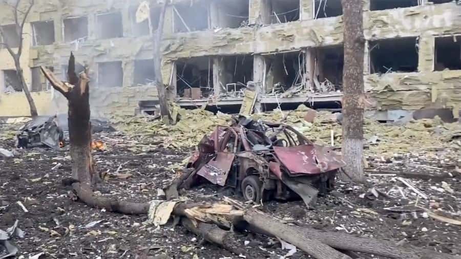 Bombardeo al Hospital Maternal de Mariupol.