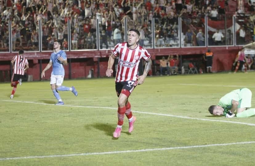 El gol de Diego Sosa en la victoria de San Martín de Tucumán