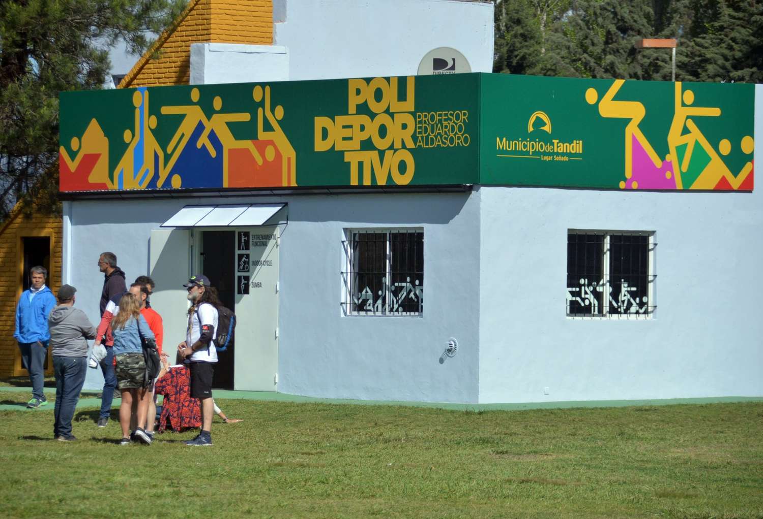 Incómodo debate legislativo de un pedido para retirar el nombre de Aldasoro del Polideportivo Municipal