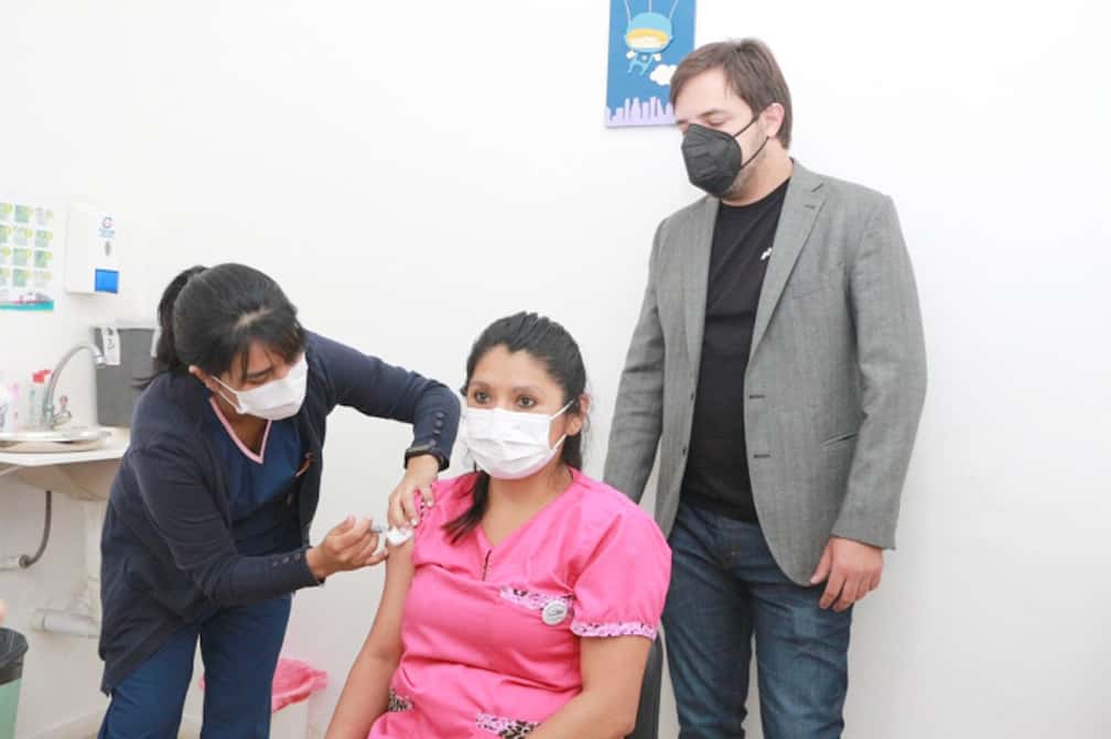 El Ministerio de Salud anunció que comenzó la campaña de vacunación antigripal en la provincia