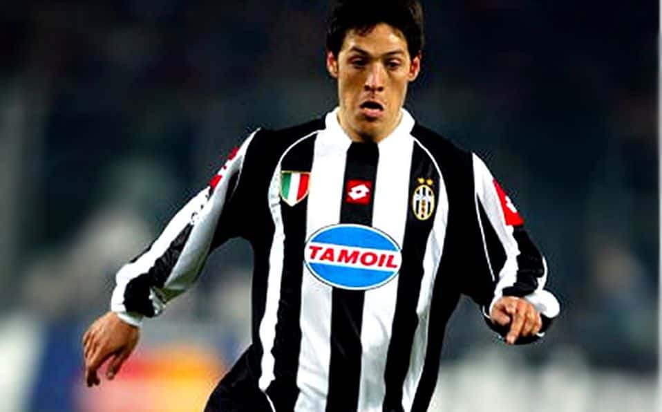 El recuerdo del golazo de Camoranesi al Lecce que encaminó el regreso de Juventus a la Serie A