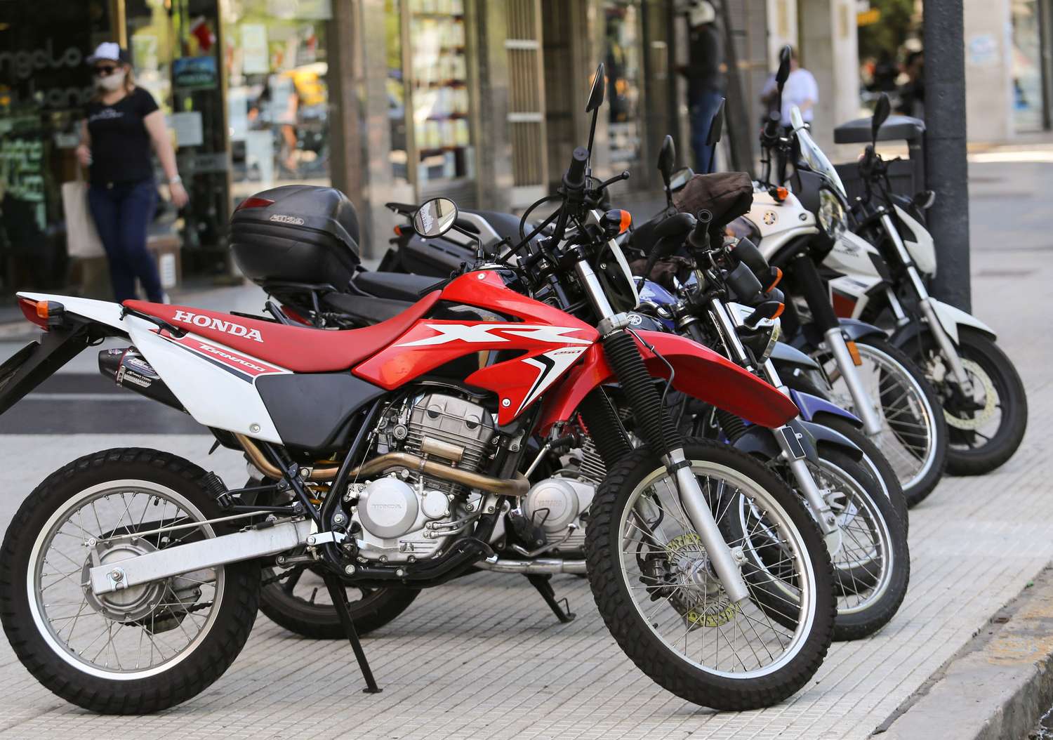 El patentamiento de motos cayó 16,9% en junio