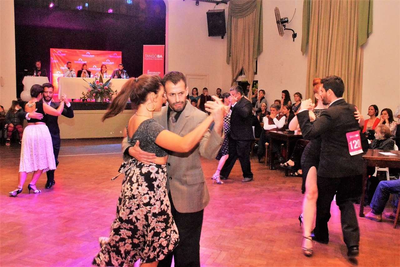 Tandil vivió un fin de semana a puro tango y la pareja ganadora competirá en la Semifinal del Mundial