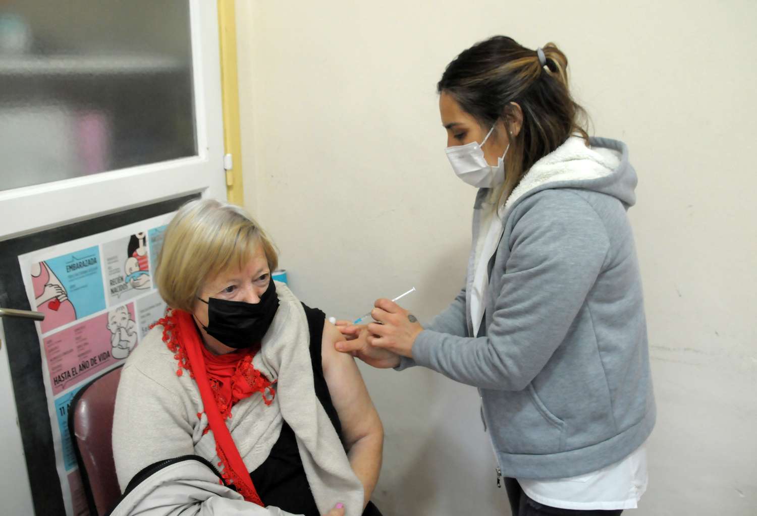 El 55 por ciento de los bonaerenses ya recibió el refuerzo de la vacuna contra el coronavirus