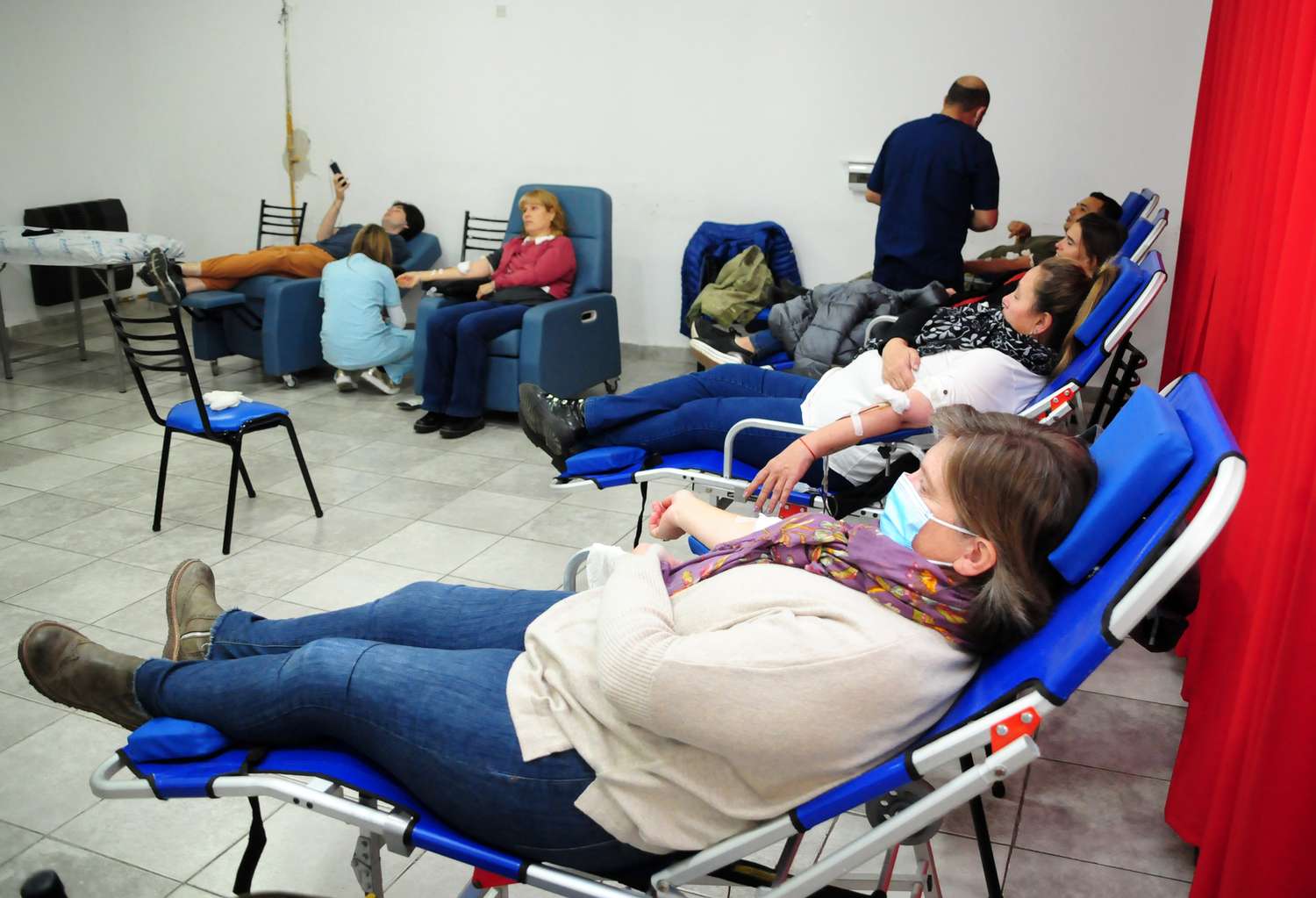 Casi un centenar de voluntarios concurrió a donar sangre en la campaña por Malvinas “40x40”