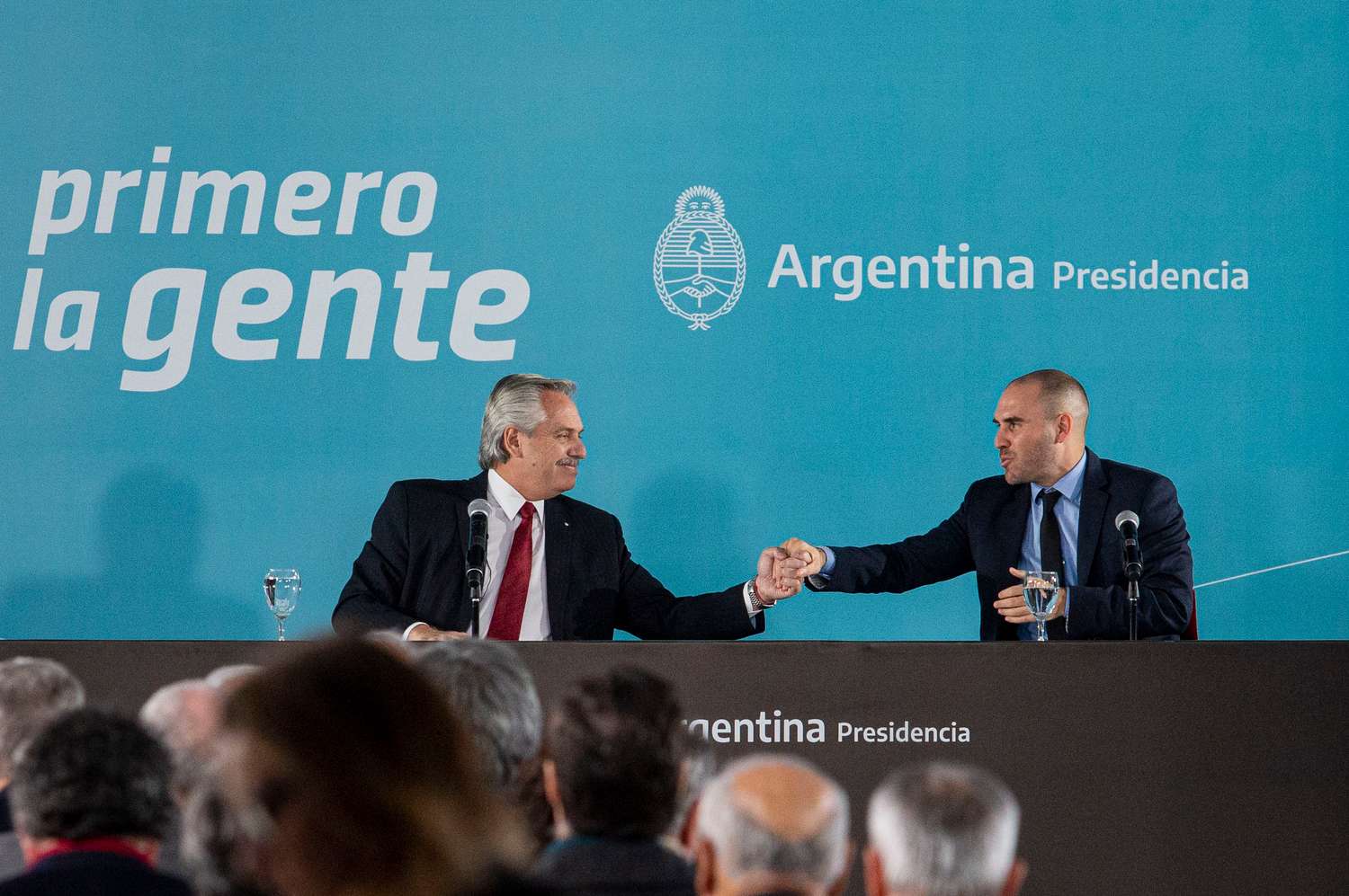 Alberto Fernández presentó su proyecto de ley para gravar la renta inesperada