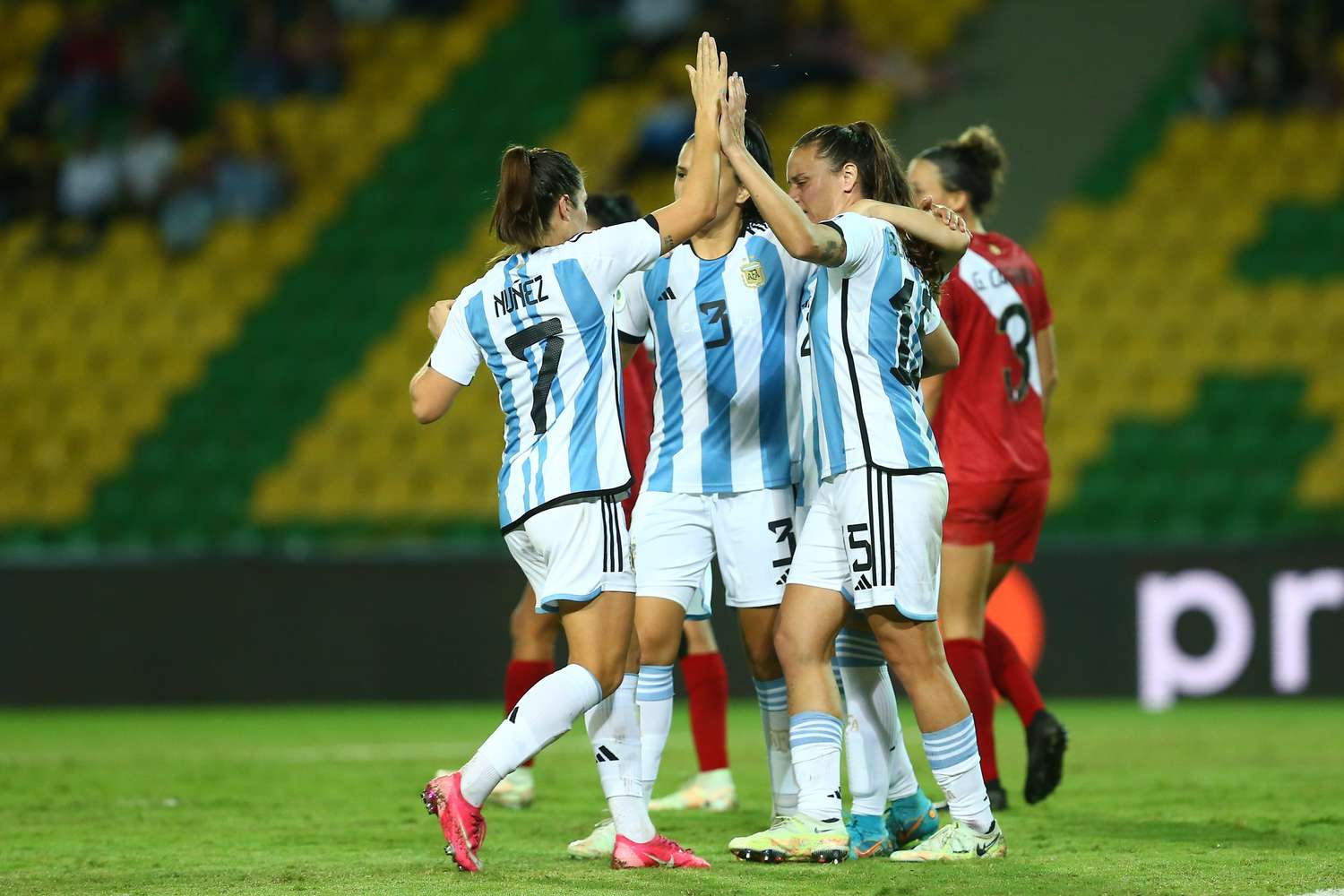 Argentina, por el podio y un lugar en el próximo Mundial