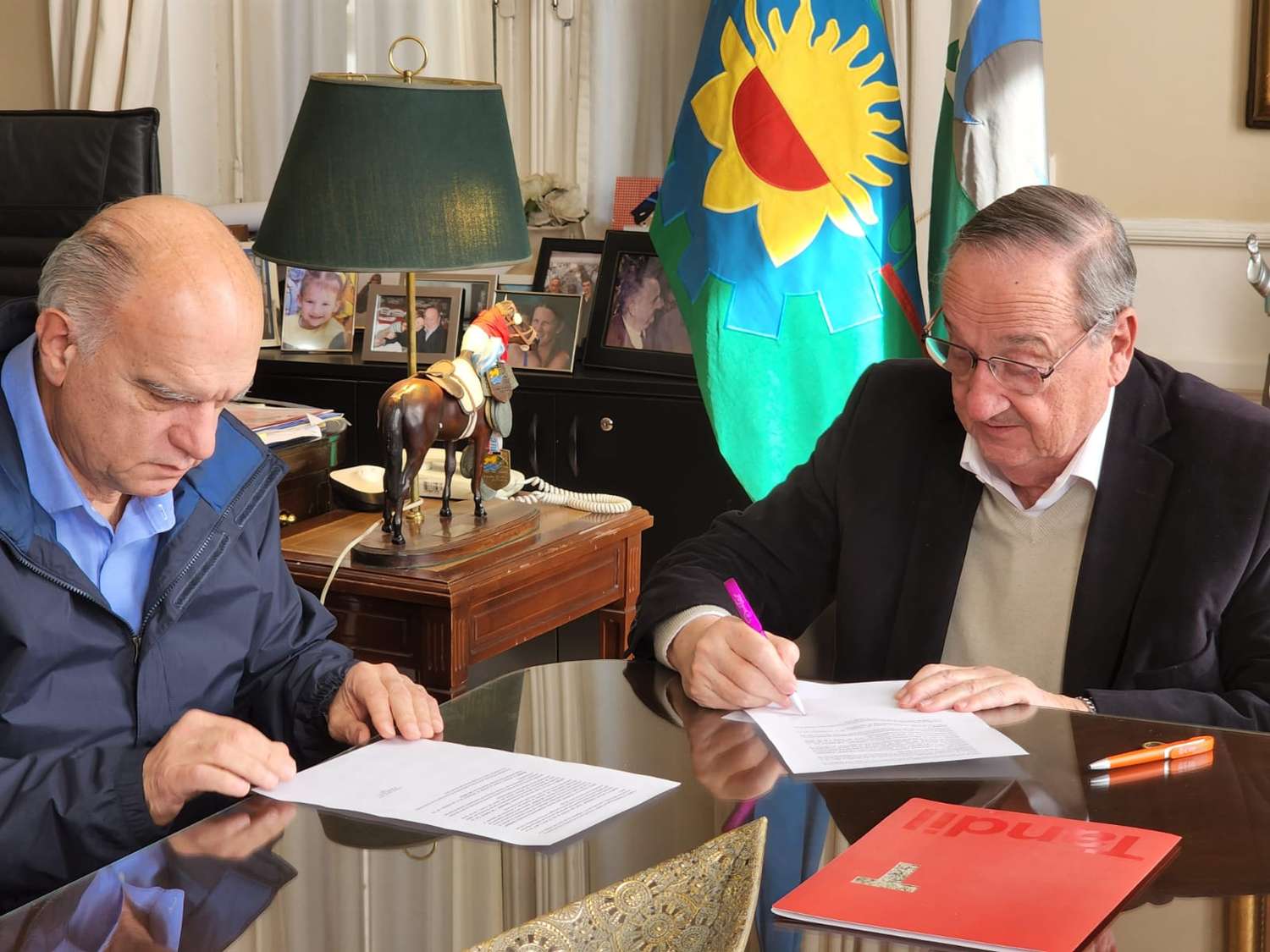Los municipios de Tandil y Lanús firmaron un convenio de colaboración recíproca