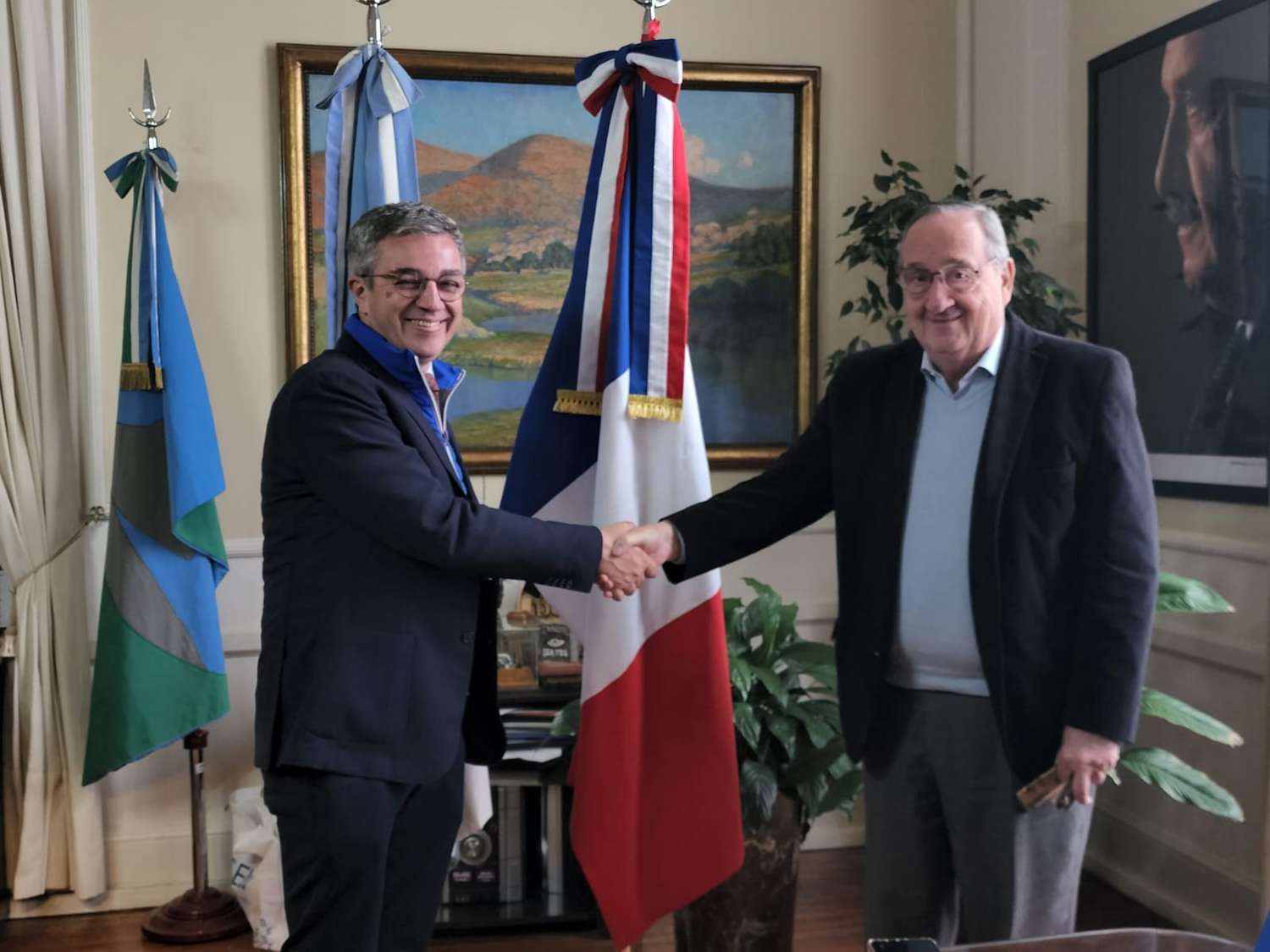 El Intendente mantuvo un encuentro de trabajo con un alcalde francés