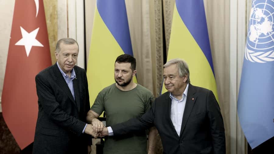 Erdogan, Zelenski y Guterres se encontraron el jueves en la ciudad ucraniana de Lviv.