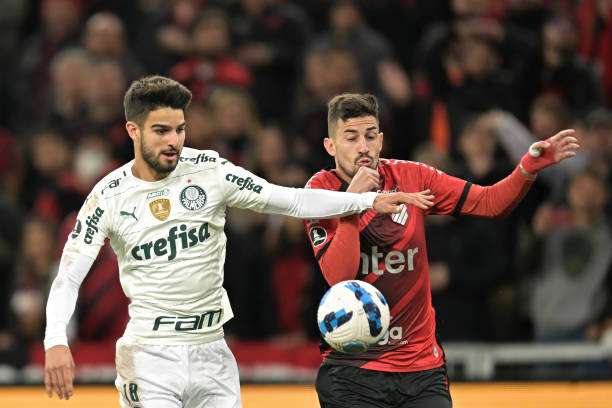 Palmeiras y Paranaense definen un finalista