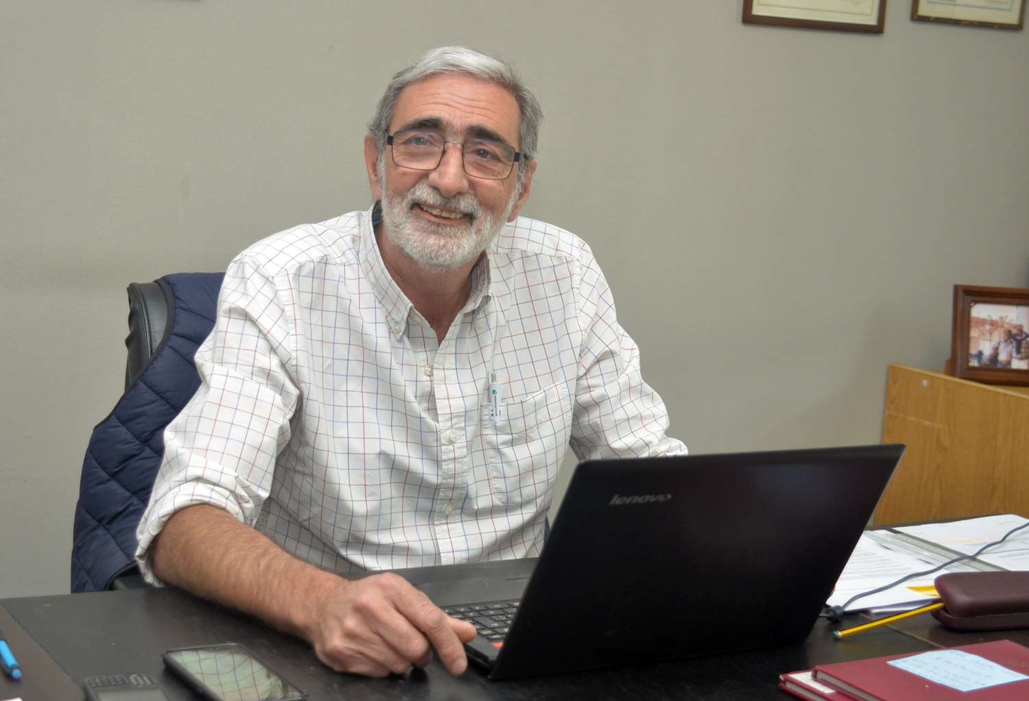 En el día de la industria Farah consideró que “es realmente necesario que trabajemos en conjunto”