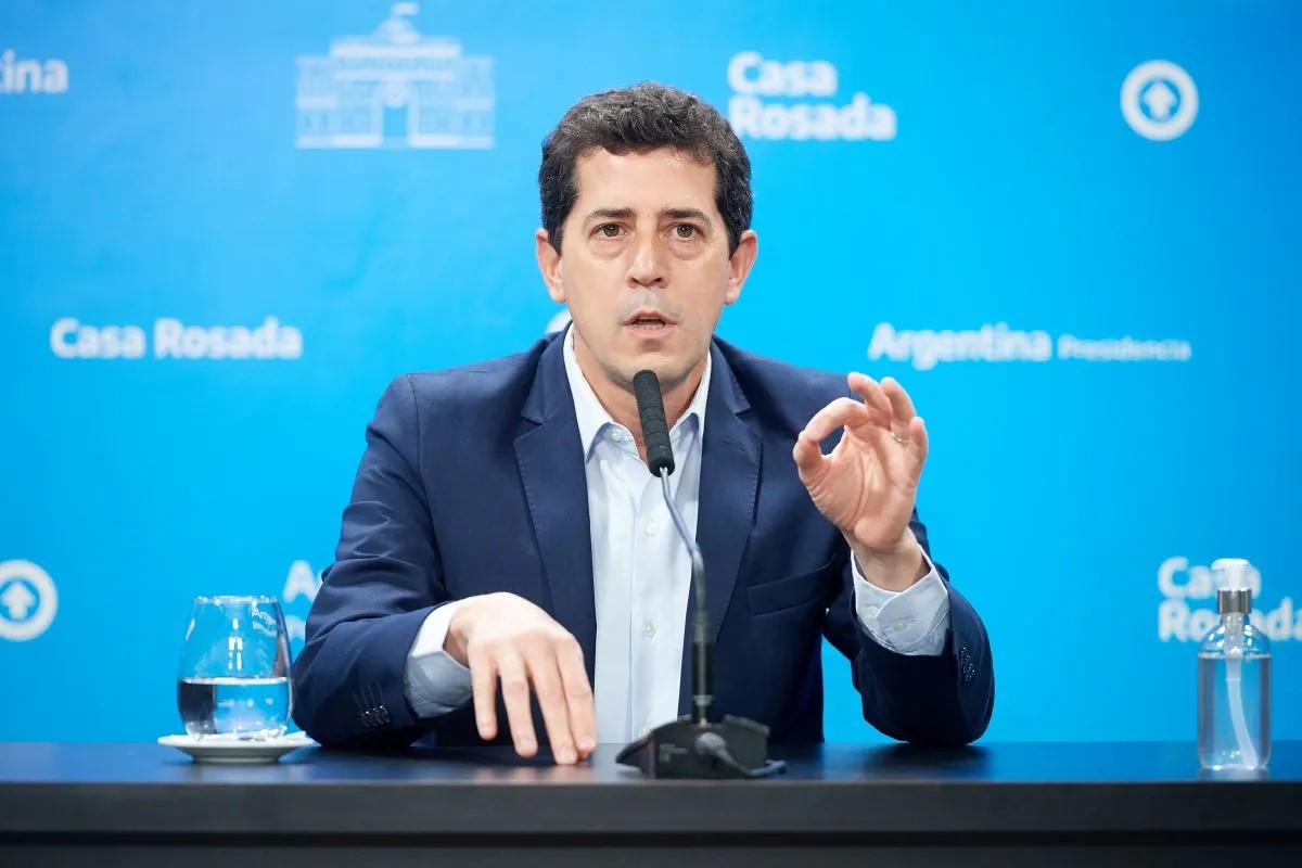 Eduardo "Wado" de Pedro, ministro del Interior, junto a los gobernadores de la región del Norte Grande inician una gira por Estados Unidos.