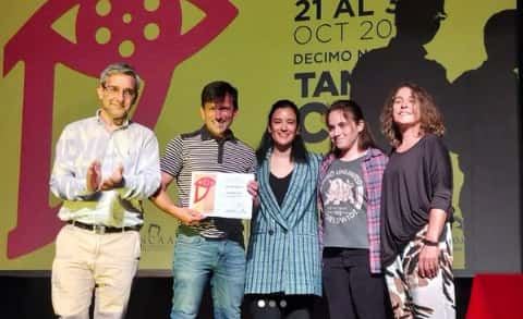 “Los Inventados” y “Carrero”, los ganadores del premio principal del 19no Tandil Cine