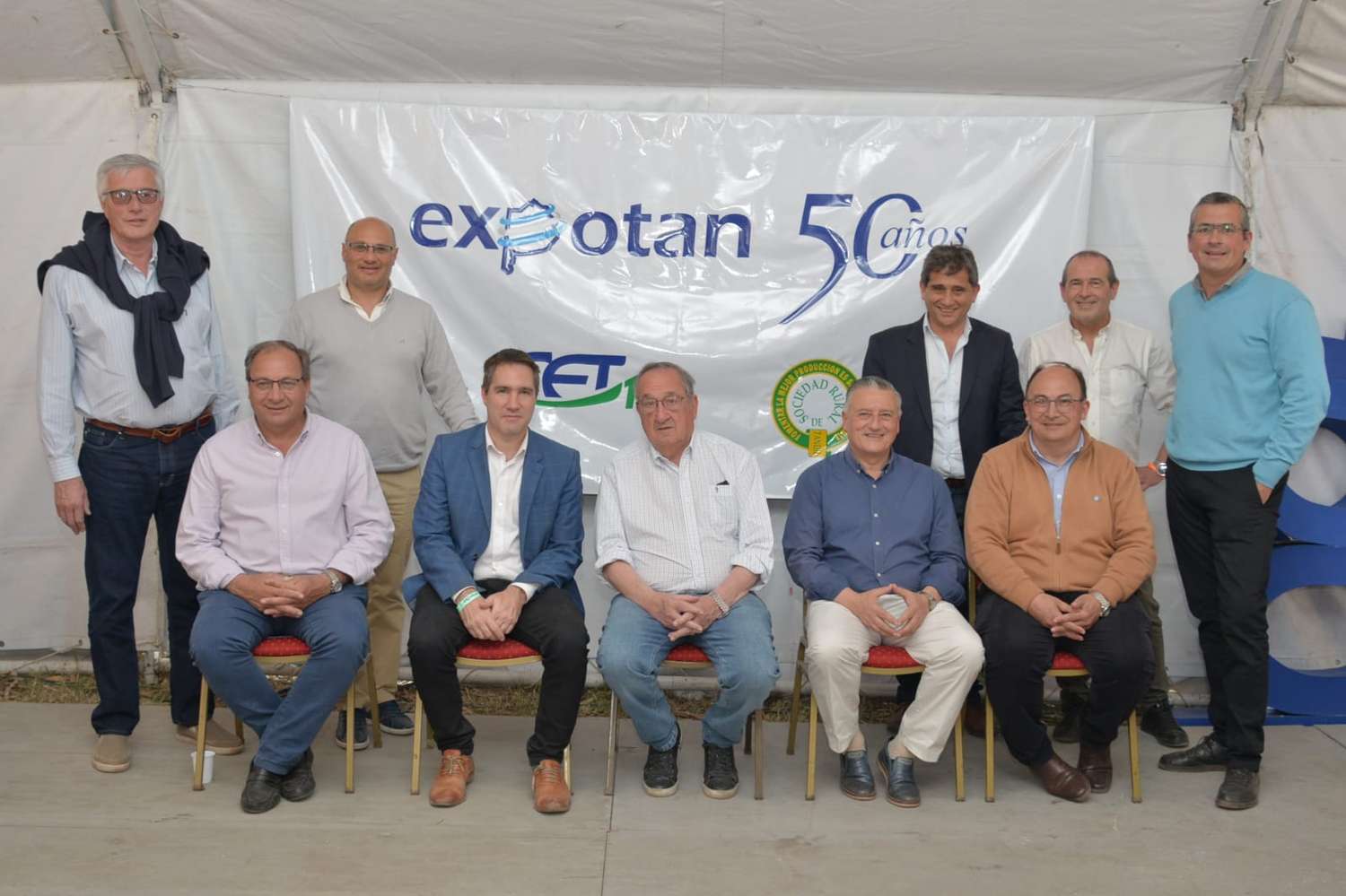 Intendentes de la región se reunieron en la Expotan para compartir experiencias de gestión