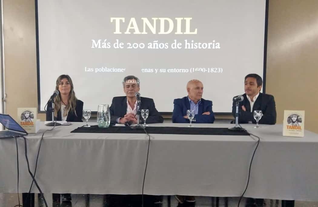 Gran marco de público en la presentación del Libro “Tandil: más de 200 años de historia”
