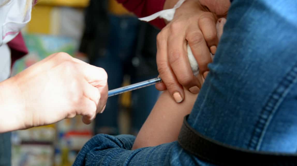 Comenzó a aplicarse la vacuna Covid de refuerzo a niños y adolescentes