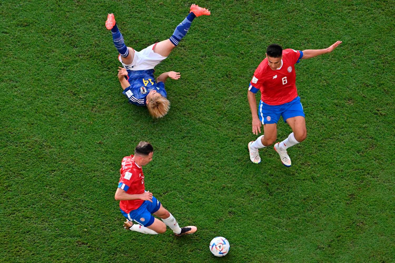 Costa Rica venció 1 a 0 a Japón y dio la sorpresa en el Mundial de Qatar