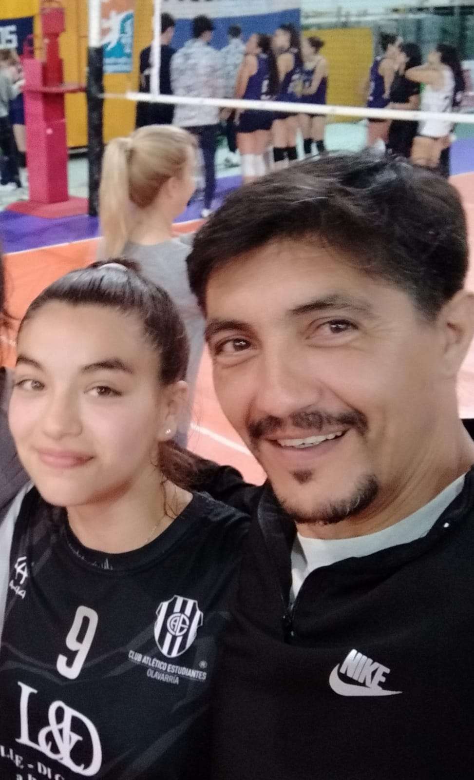 Fabricio Ginestar, junto con su hija Valentina.