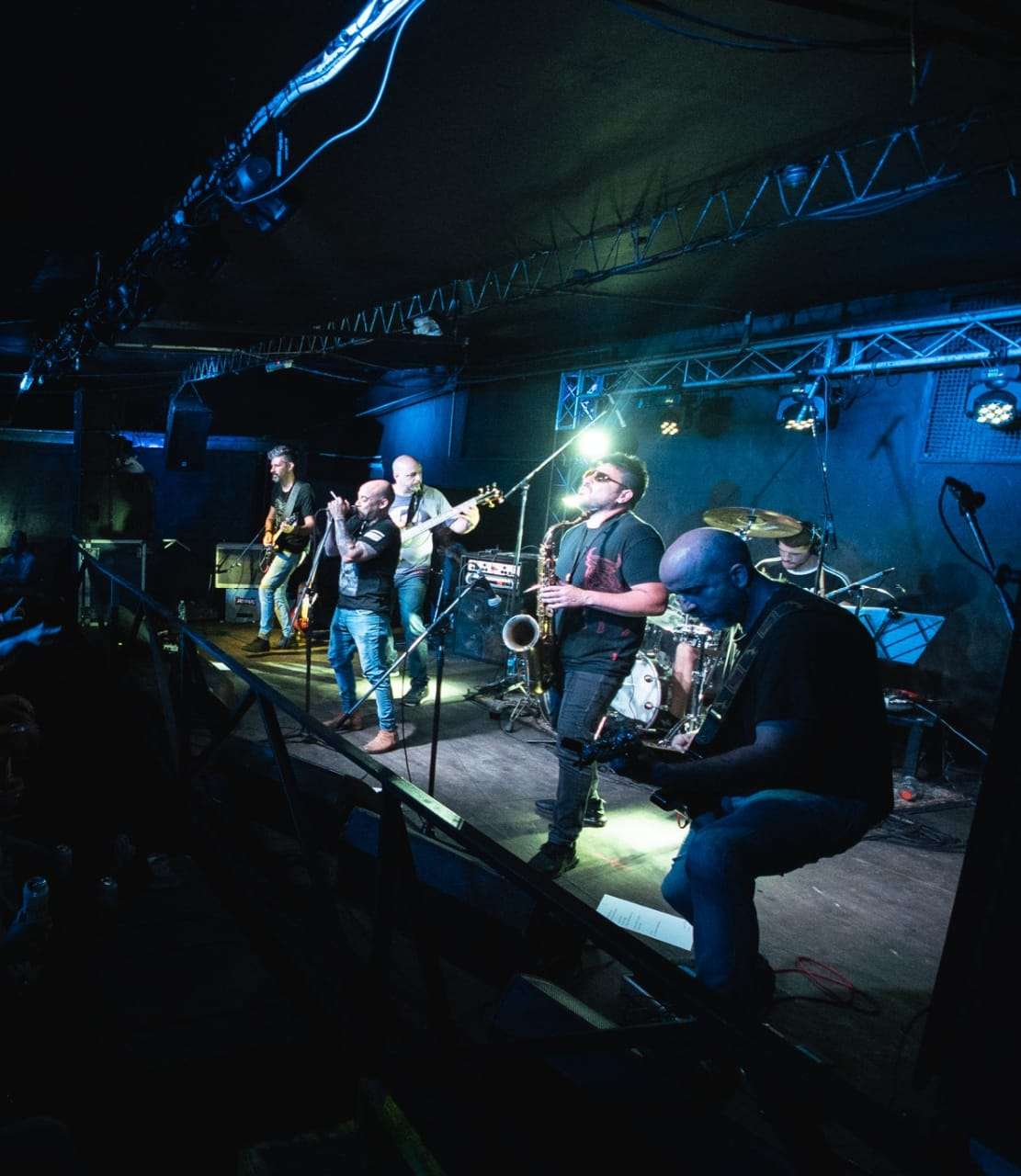 Se viene una noche imperdible de triple tributo rockero en Unión y Progreso