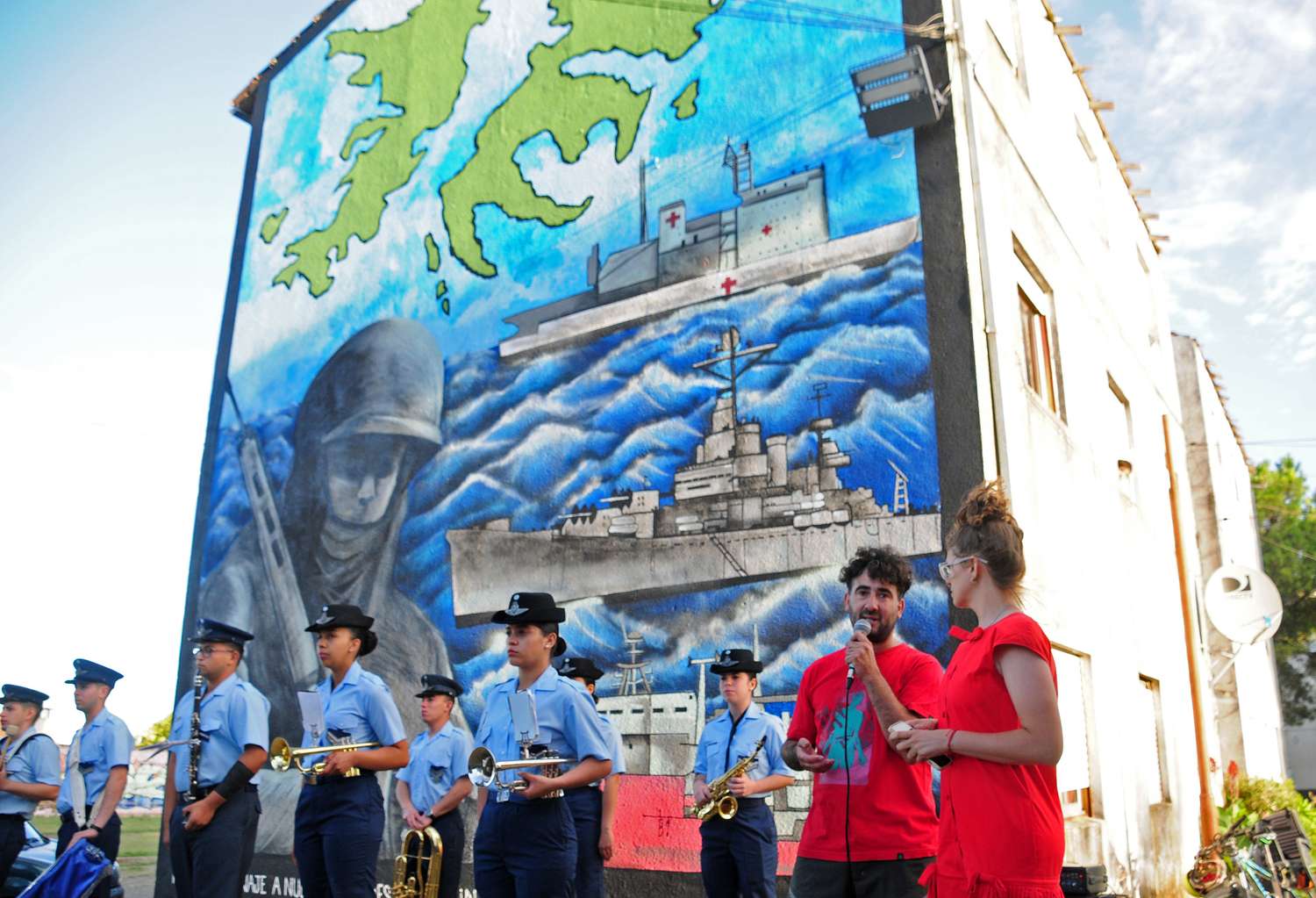 Conoce los dos murales en honor a los héroes de Malvinas, inaugurados este jueves