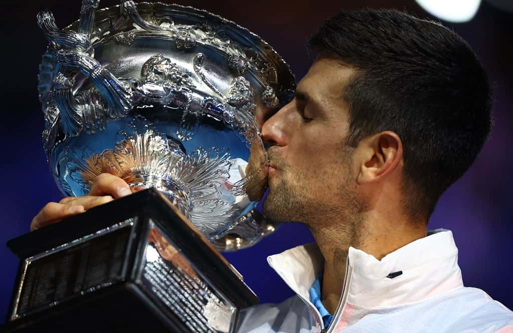 Djokovic alcanzó si décimo título y regresa a la cima