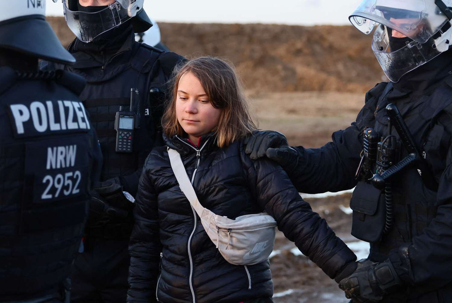 La activista sueca Greta Thunberg fue detenida tras protesta contra una mina de carbón en Alemania